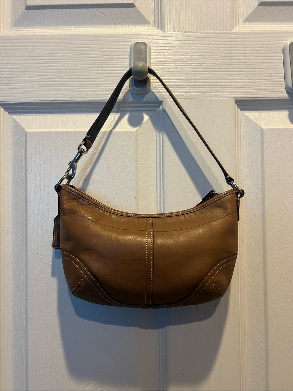 COACH SoHo Mini Hobo Camel Tan Leather Y2K Shoulder Bag Purse - Picture 3 of 5